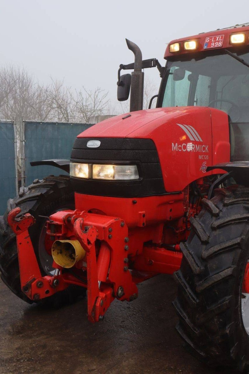 Traktor Türe ait McCormick MC120P6, Gebrauchtmaschine içinde Antwerpen (resim 11)