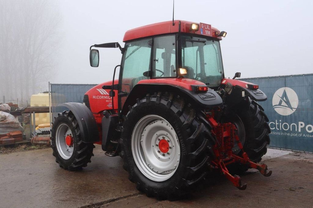 Traktor Türe ait McCormick MC120P6, Gebrauchtmaschine içinde Antwerpen (resim 4)