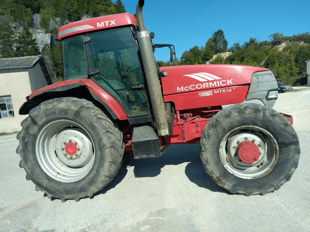 Traktor des Typs McCormick MTX 120, Gebrauchtmaschine in Chauvoncourt (Bild 3)