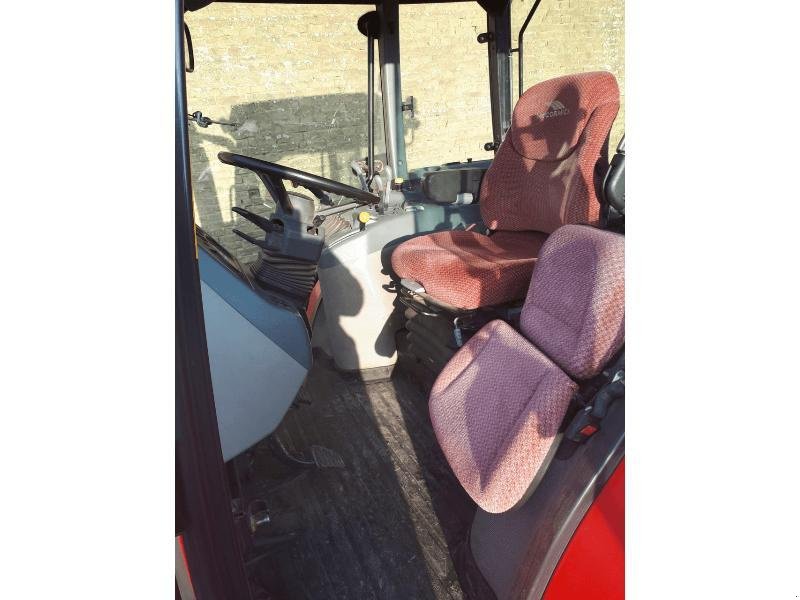 Traktor типа McCormick MTX 120, Gebrauchtmaschine в ESCAUDOEUVRES (Фотография 3)