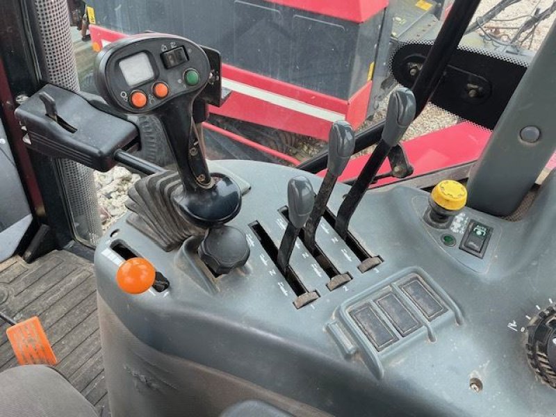 Traktor типа McCormick MTX150, Gebrauchtmaschine в les hayons (Фотография 7)