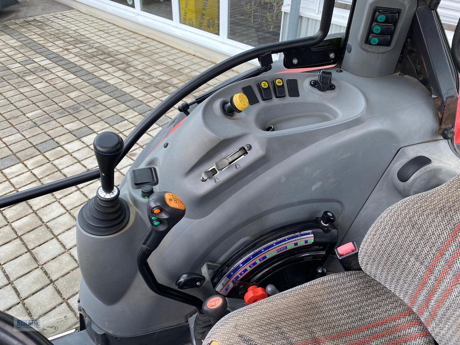 Traktor typu McCormick T 110 max, Gebrauchtmaschine v Salching bei Straubing (Obrázok 12)