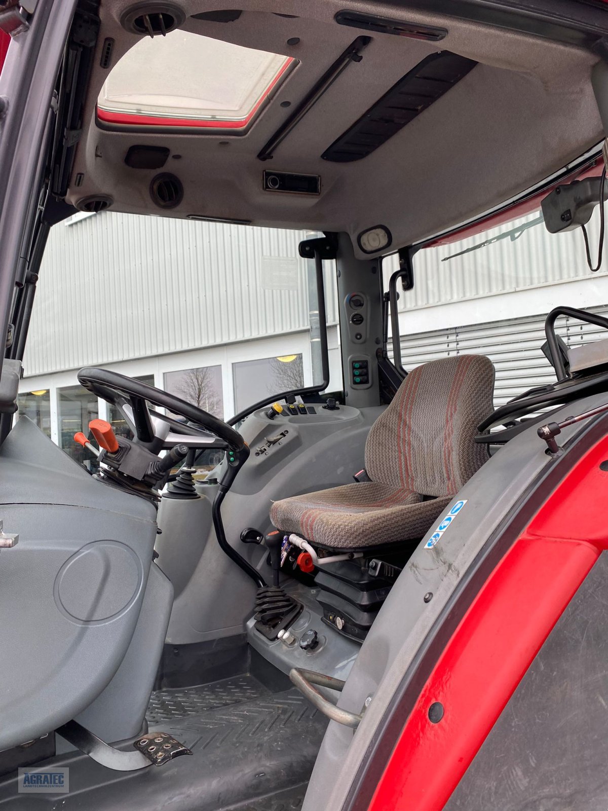 Traktor typu McCormick T 110 max, Gebrauchtmaschine v Salching bei Straubing (Obrázok 13)