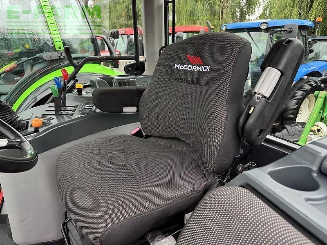 Traktor of the type McCormick ttx 190 xtraspeed, Gebrauchtmaschine in DAMAS?AWEK (Picture 12)