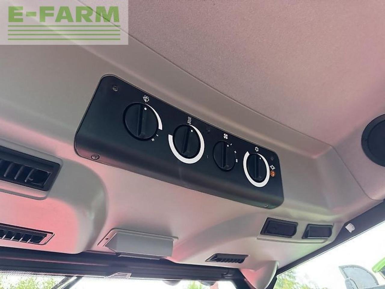 Traktor of the type McCormick ttx 190 xtraspeed, Gebrauchtmaschine in DAMAS?AWEK (Picture 15)