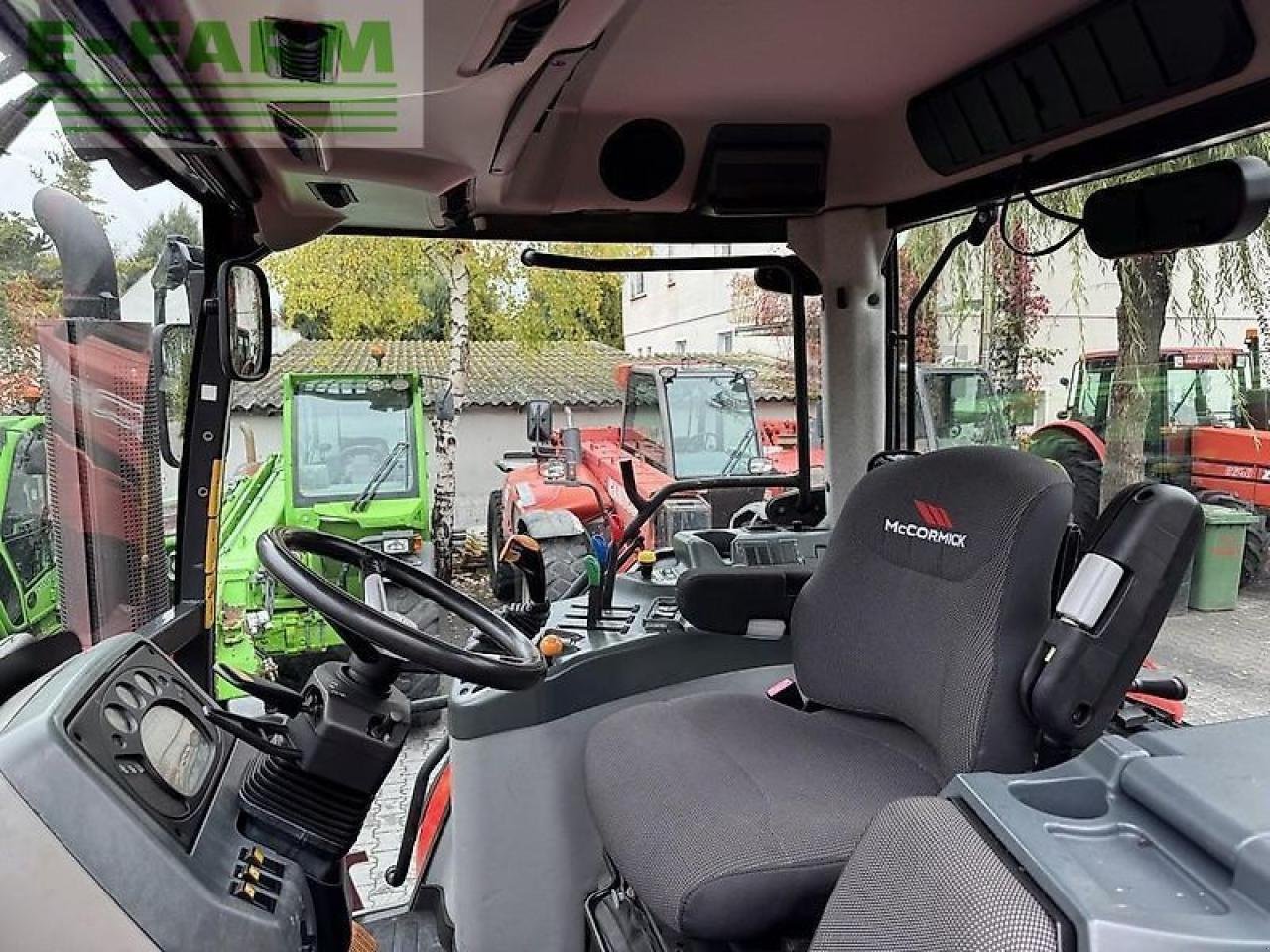 Traktor от тип McCormick ttx 190 xtraspeed, Gebrauchtmaschine в DAMAS?AWEK (Снимка 11)