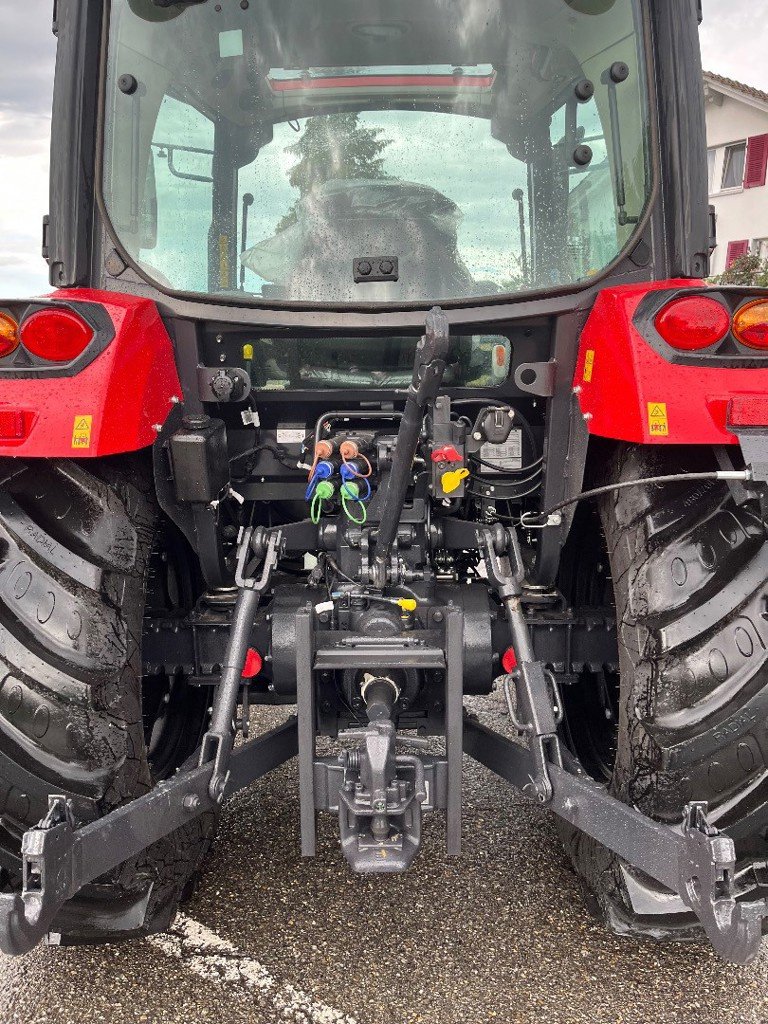 Traktor typu McCormick X 4.080, Neumaschine v Helgisried (Obrázek 5)
