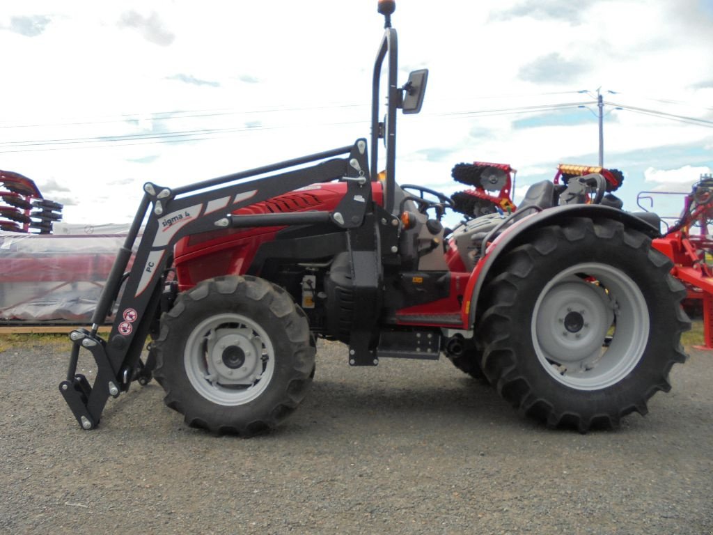 Traktor des Typs McCormick X2-55, Gebrauchtmaschine in AUTHON (Bild 4)