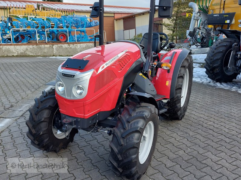 Traktor des Typs McCormick X2.055 GE, Neumaschine in Ortenburg (Bild 1)