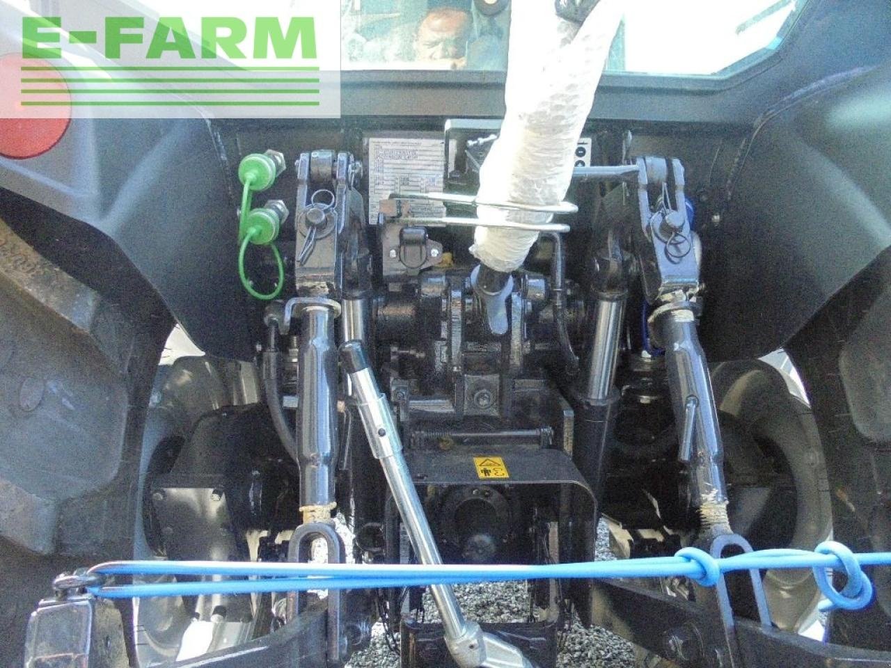 Traktor typu McCormick x2.055, Gebrauchtmaschine v Authon (Obrázok 5)