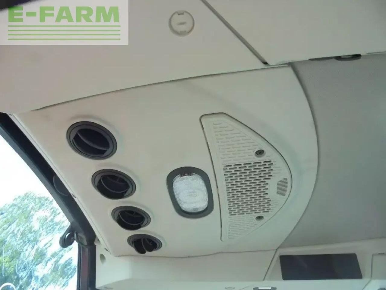 Traktor от тип McCormick x2.055, Gebrauchtmaschine в Authon (Снимка 10)