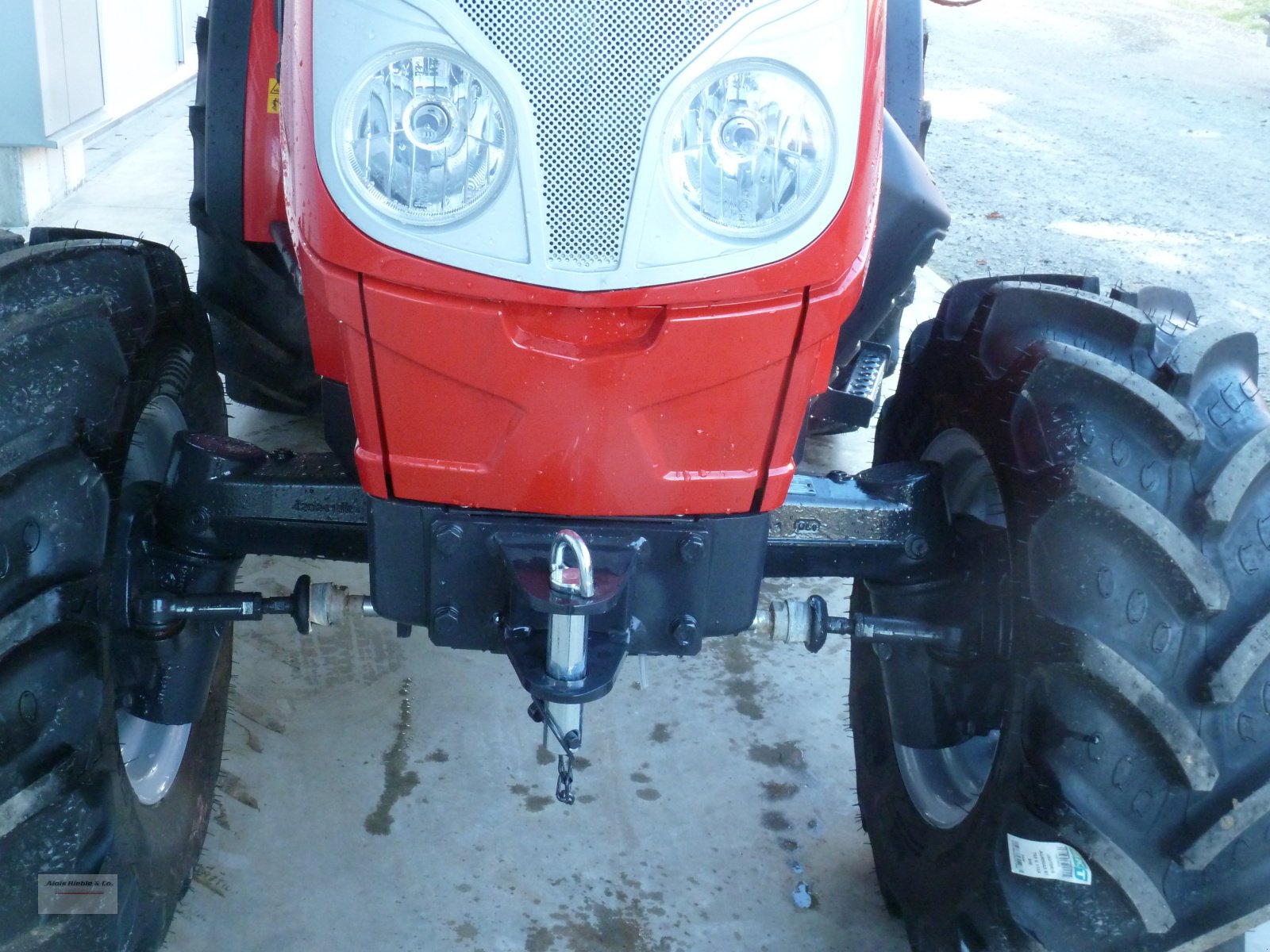 Traktor des Typs McCormick X2.055, Neumaschine in Tapfheim (Bild 4)