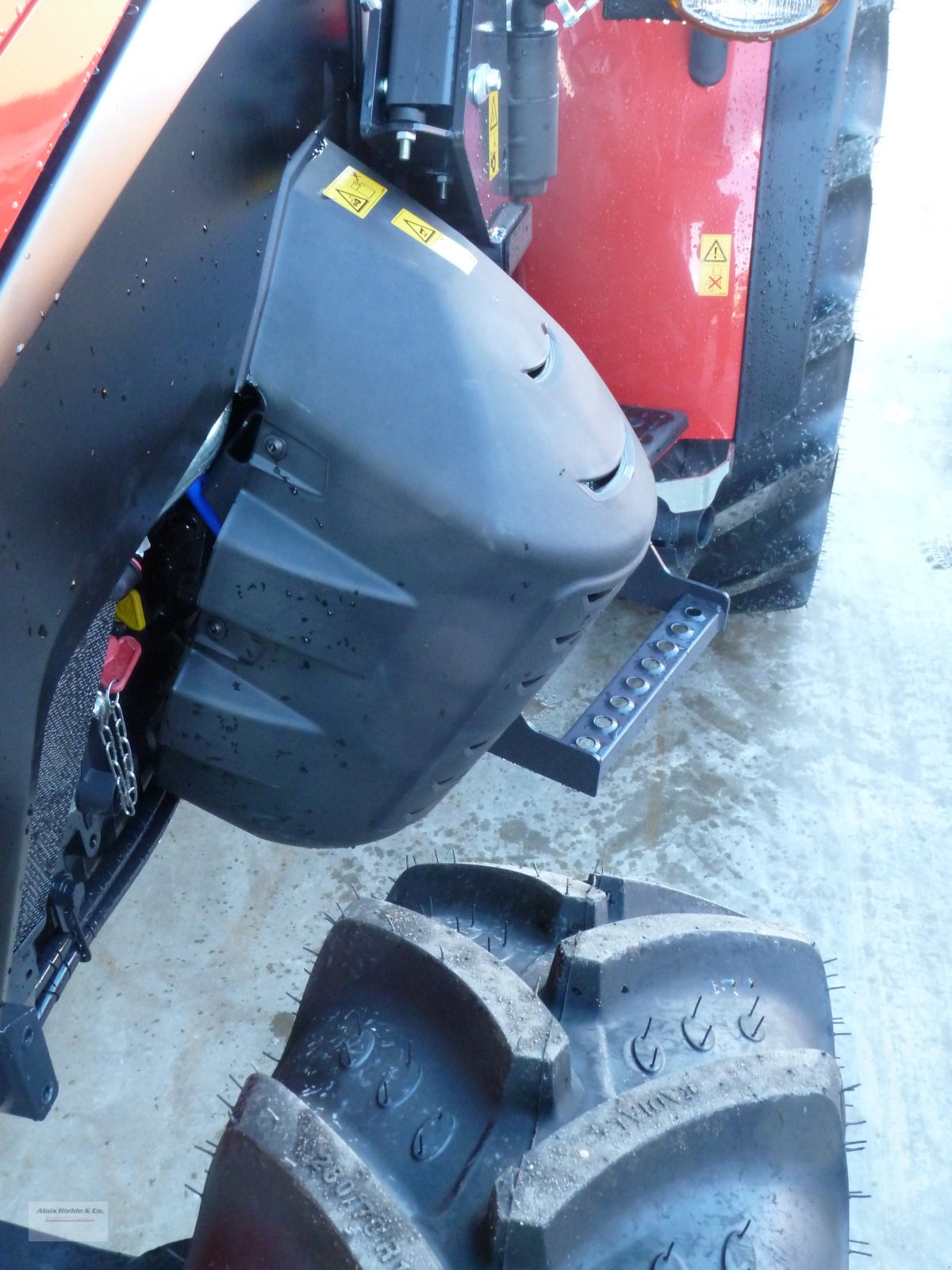 Traktor des Typs McCormick X2.055, Neumaschine in Tapfheim (Bild 5)