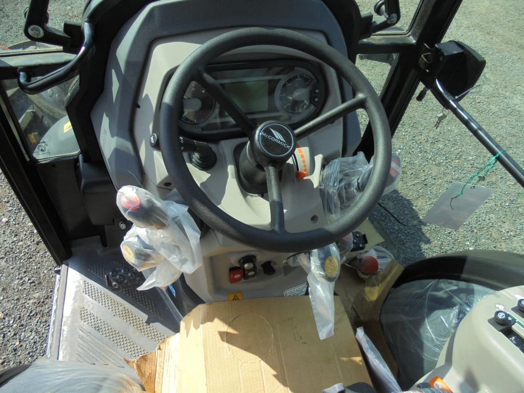 Traktor типа McCormick X2.055, Gebrauchtmaschine в AUTHON (Фотография 8)