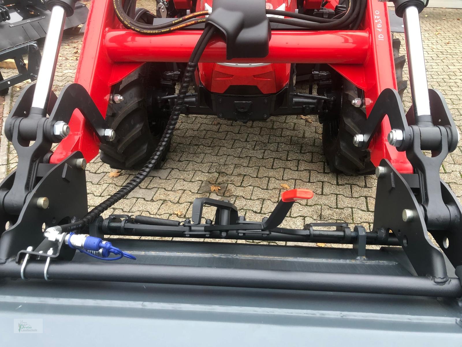 Traktor typu McCormick X4.080, Neumaschine v Bad Kötzting (Obrázek 10)