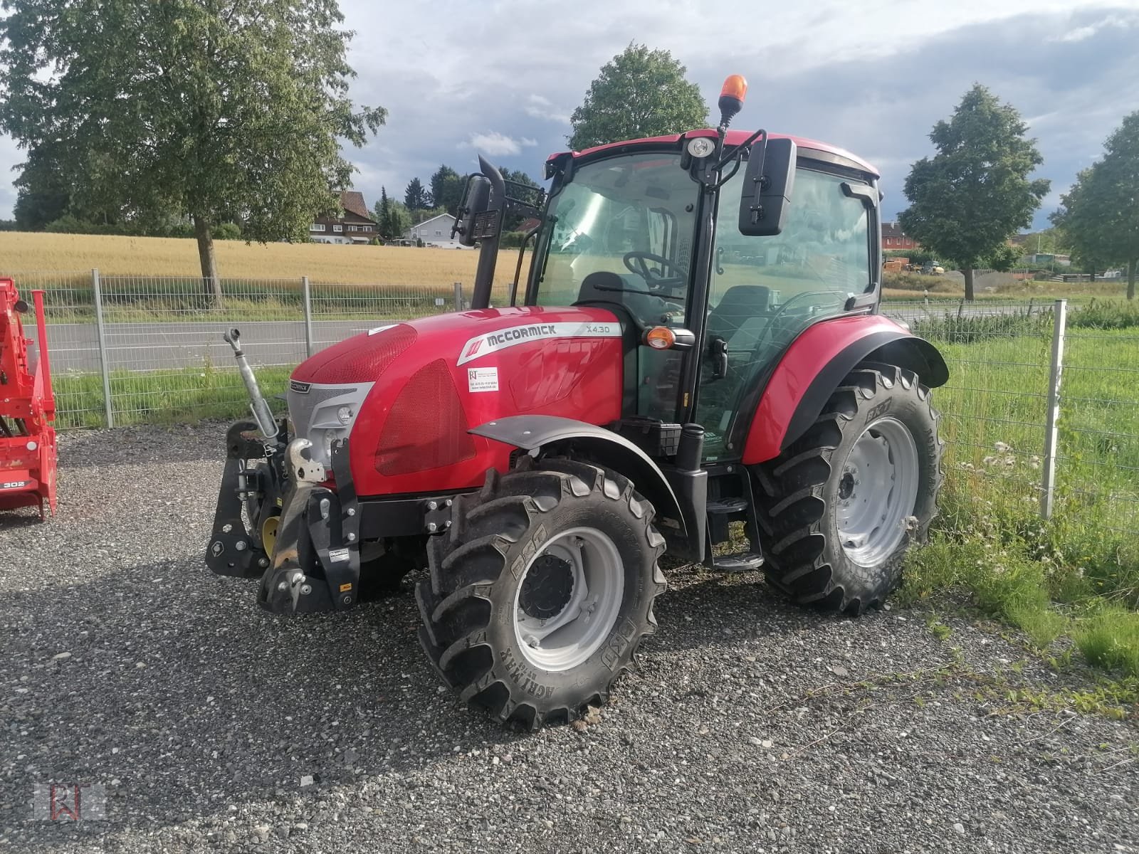 Traktor des Typs McCormick X4.30, Gebrauchtmaschine in Meßkirch (Bild 1)