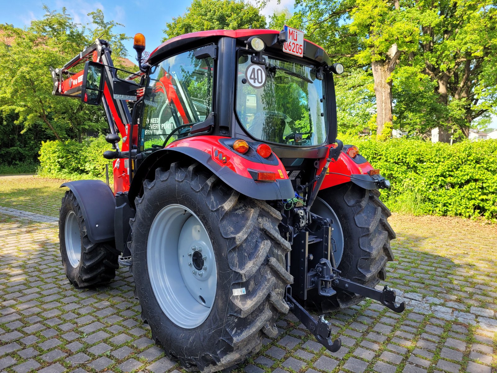 Traktor of the type McCormick X5.085, Neumaschine in Schwindegg (Picture 9)