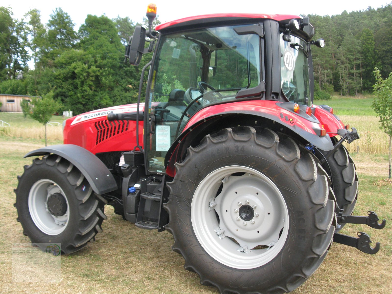 Traktor des Typs McCormick X5.110 Efficient, Neumaschine in Pottenstein (Bild 4)