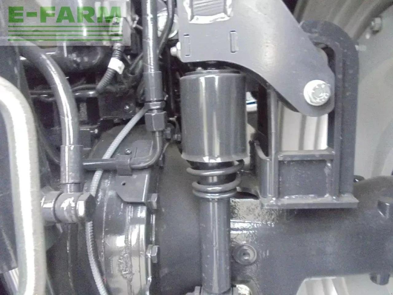 Traktor des Typs McCormick x6-415m, Gebrauchtmaschine in Authon (Bild 8)