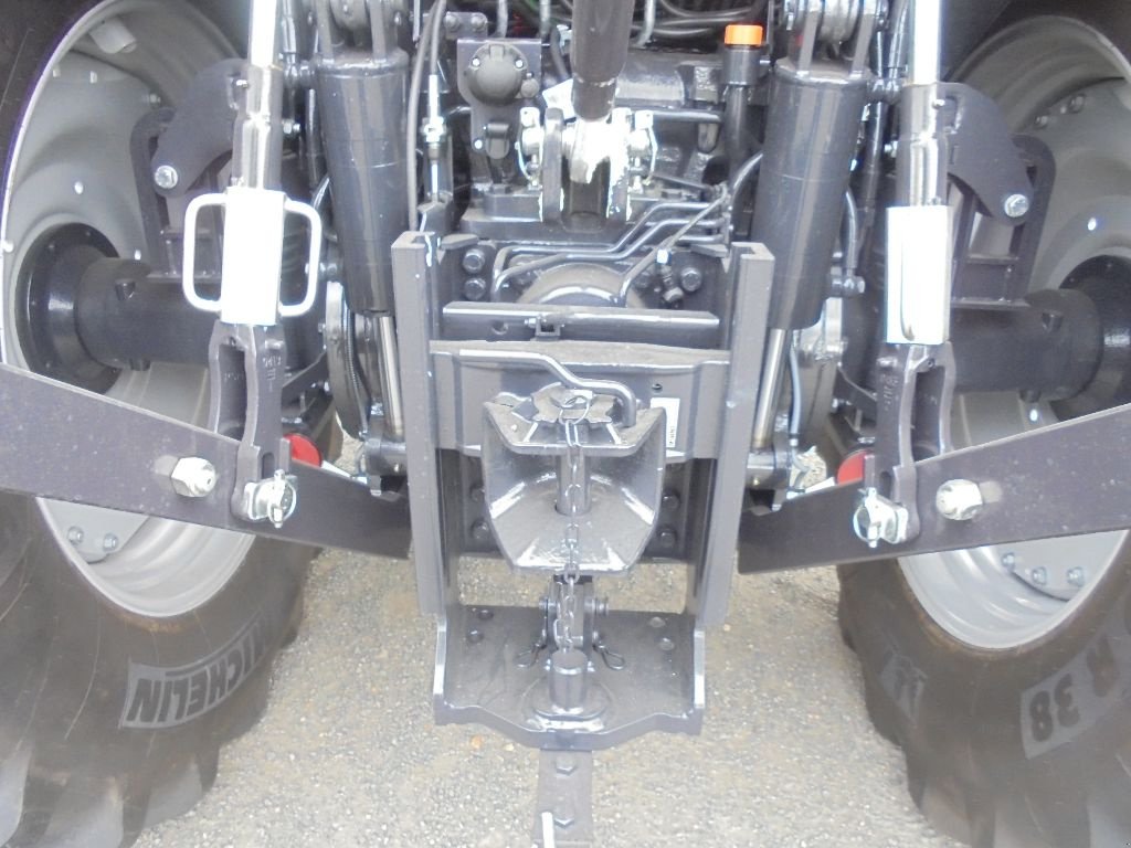 Traktor des Typs McCormick X6-415M, Gebrauchtmaschine in AUTHON (Bild 10)