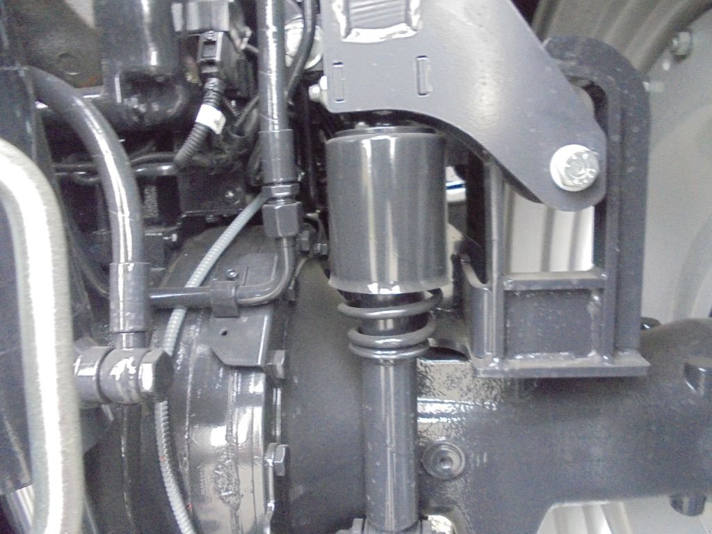 Traktor del tipo McCormick X6-415M, Gebrauchtmaschine en AUTHON (Imagen 8)