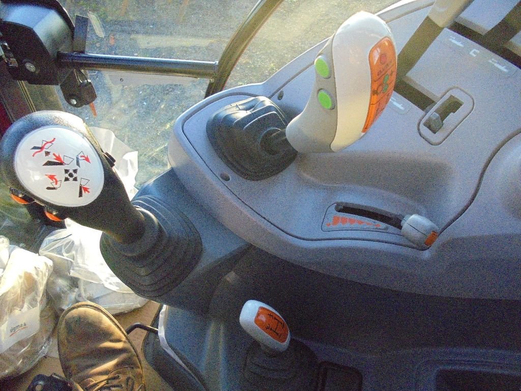 Traktor typu McCormick X6-55, Gebrauchtmaschine v AUTHON (Obrázek 11)