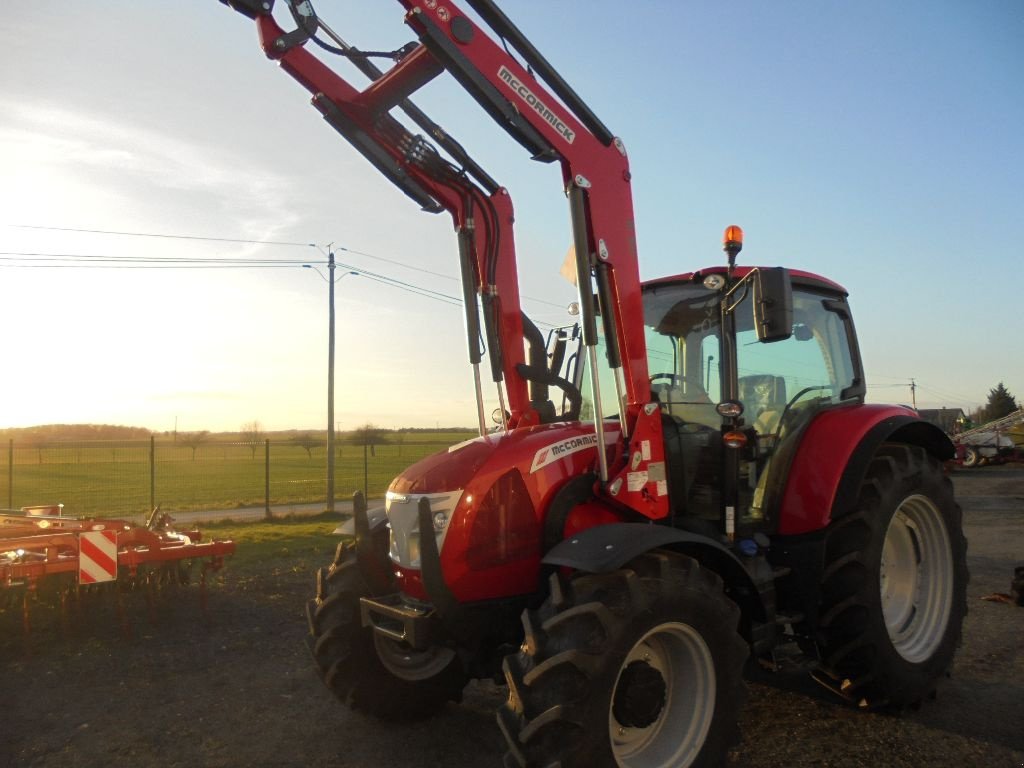 Traktor typu McCormick X6-55, Gebrauchtmaschine v AUTHON (Obrázek 3)