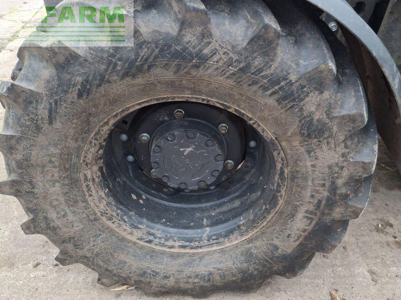 Traktor Türe ait McCormick X6.135, Gebrauchtmaschine içinde HEXHAM (resim 10)