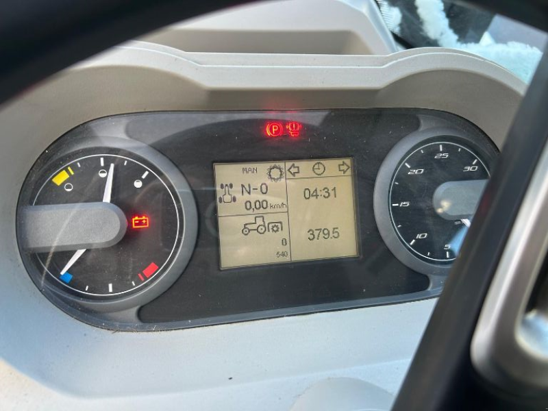 Traktor tipa McCormick X6.413, Gebrauchtmaschine u PIERREFORT (Slika 3)