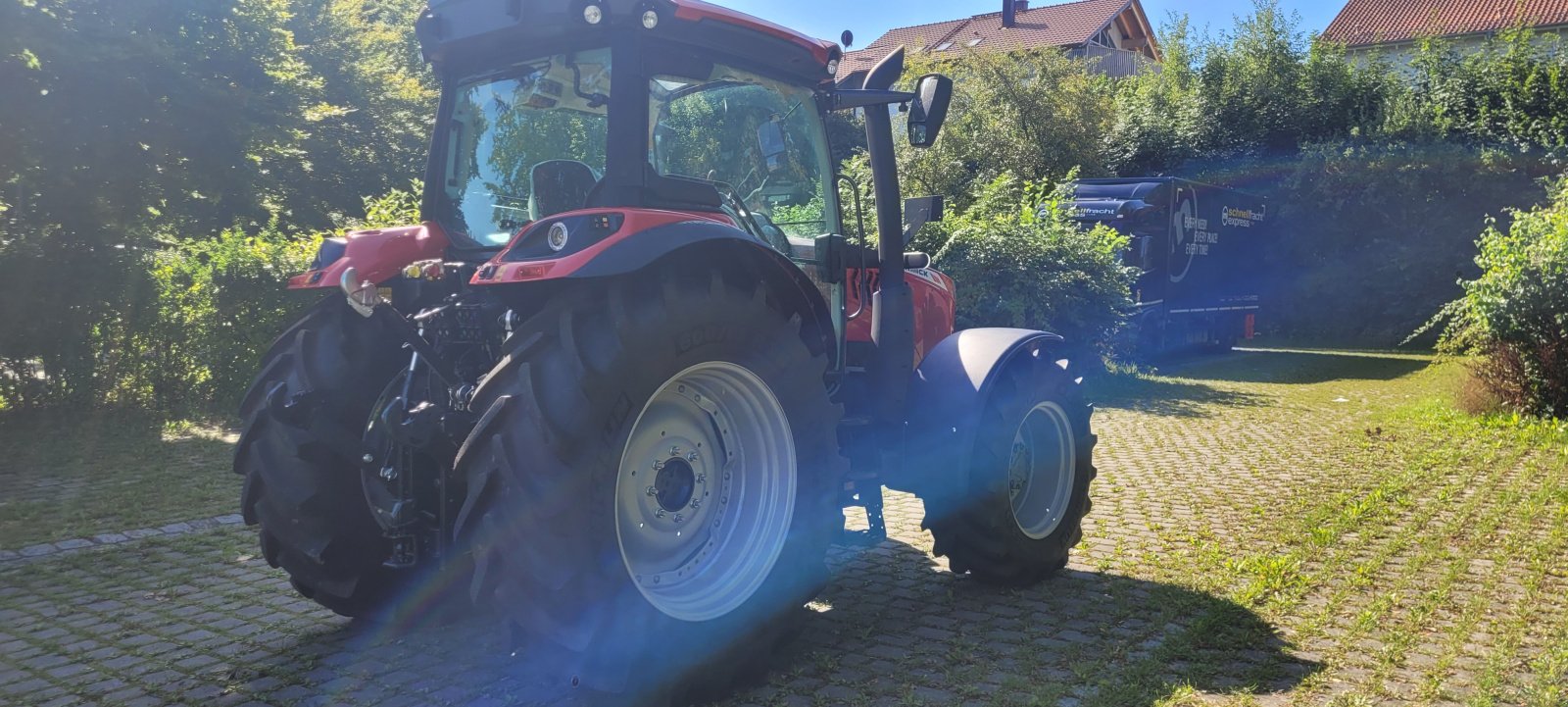 Traktor des Typs McCormick X6.413, Neumaschine in Schwindegg (Bild 7)