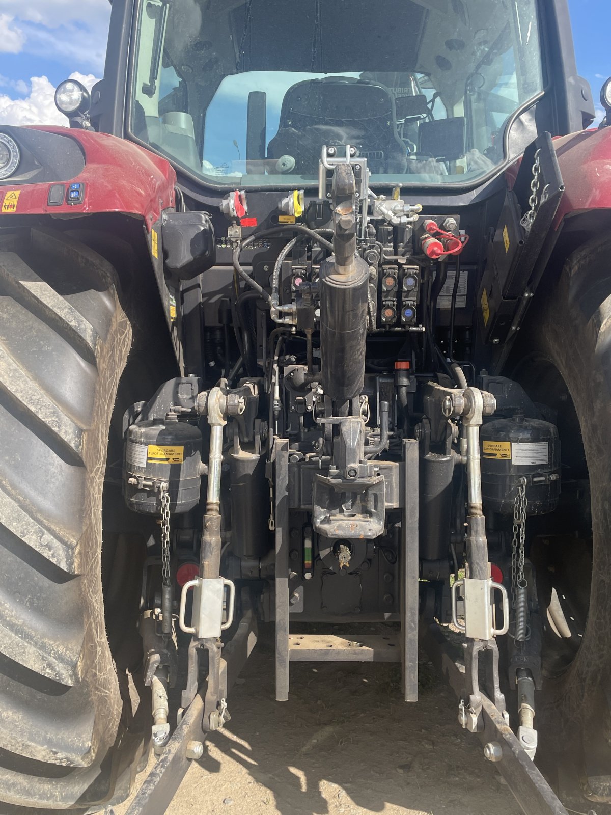 Traktor des Typs McCormick X6.414, Neumaschine in Nittenau (Bild 4)