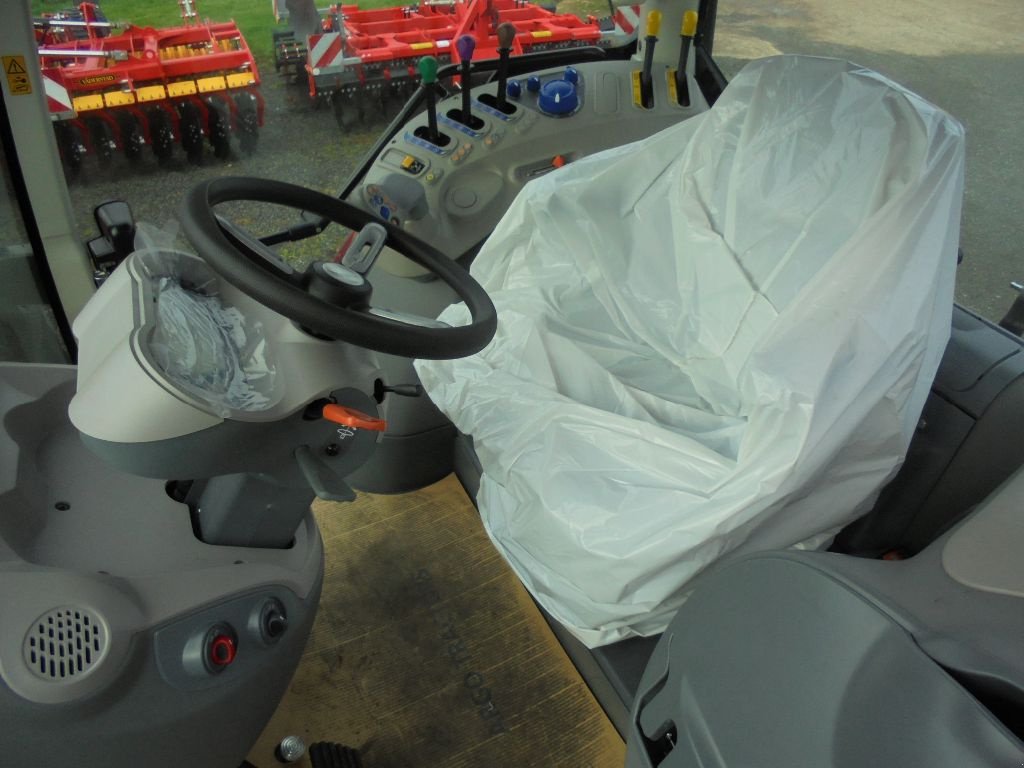 Traktor typu McCormick X7-417M, Gebrauchtmaschine v AUTHON (Obrázek 10)