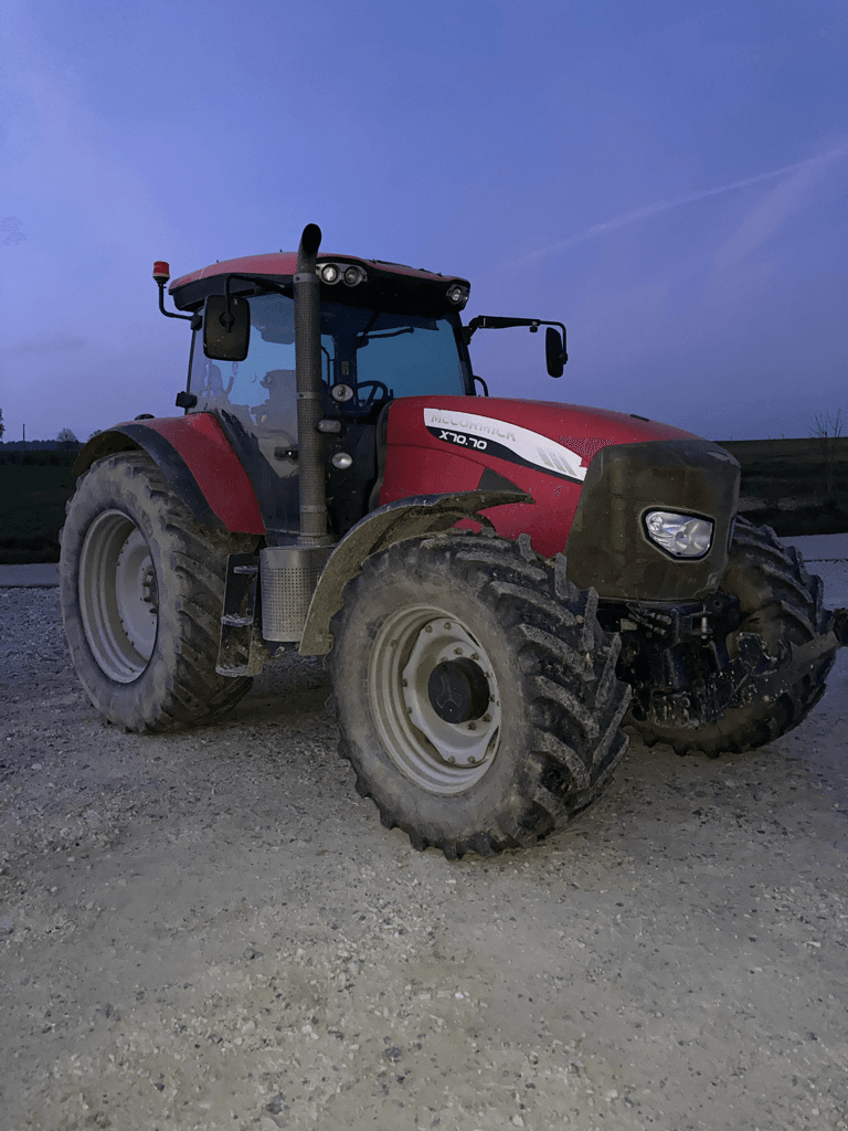 Traktor типа McCormick X70.70, Gebrauchtmaschine в TREMEUR (Фотография 1)