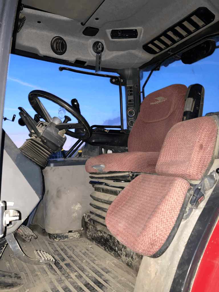 Traktor типа McCormick X70.70, Gebrauchtmaschine в TREMEUR (Фотография 7)