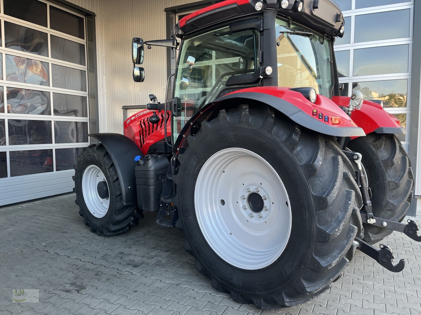 Traktor типа McCormick X7.618 Sonderpreis, Neumaschine в Aresing (Фотография 6)