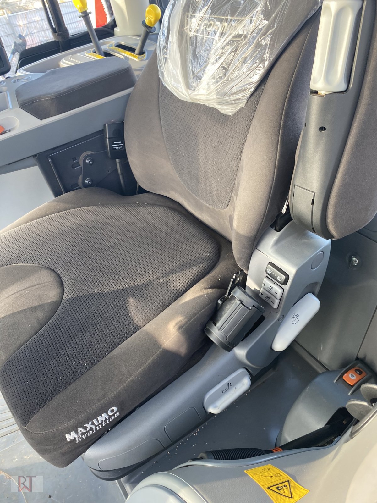 Traktor του τύπου McCormick X7.621, Neumaschine σε Meßkirch (Φωτογραφία 14)