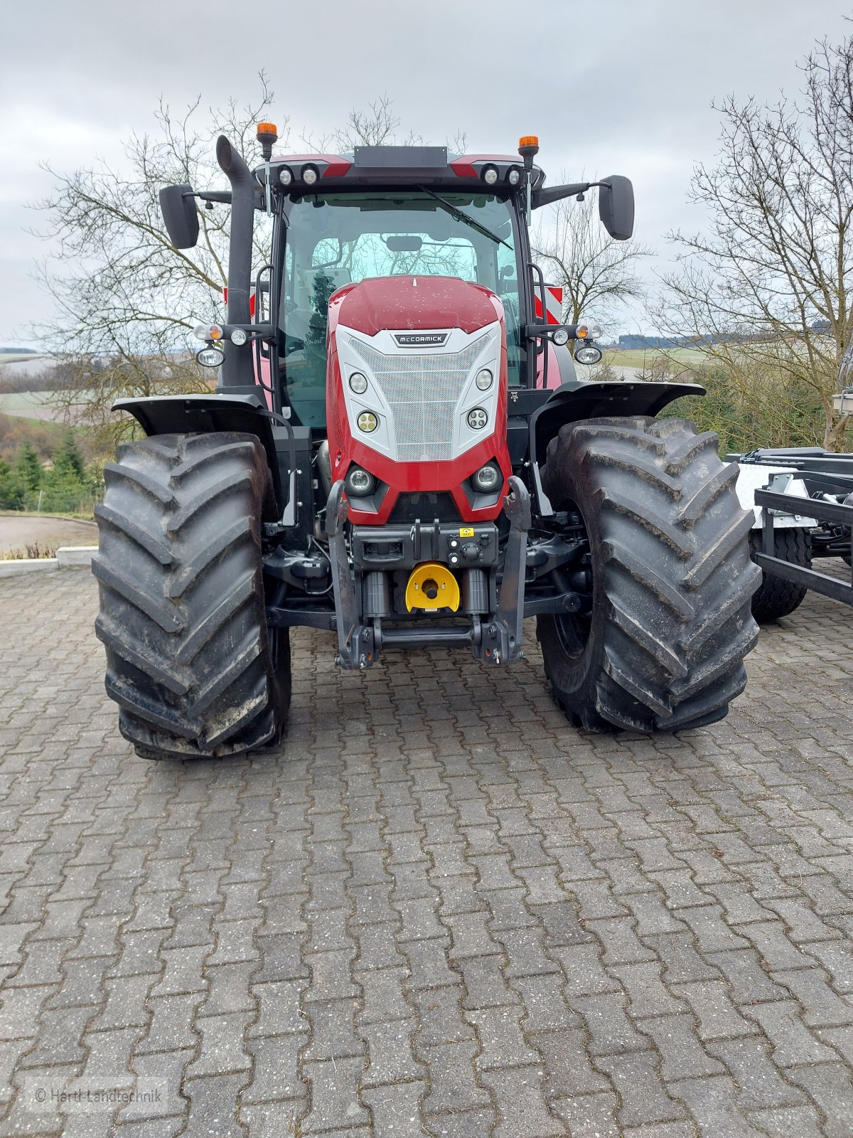 Traktor of the type McCormick X7.623, Neumaschine in Ortenburg (Picture 3)