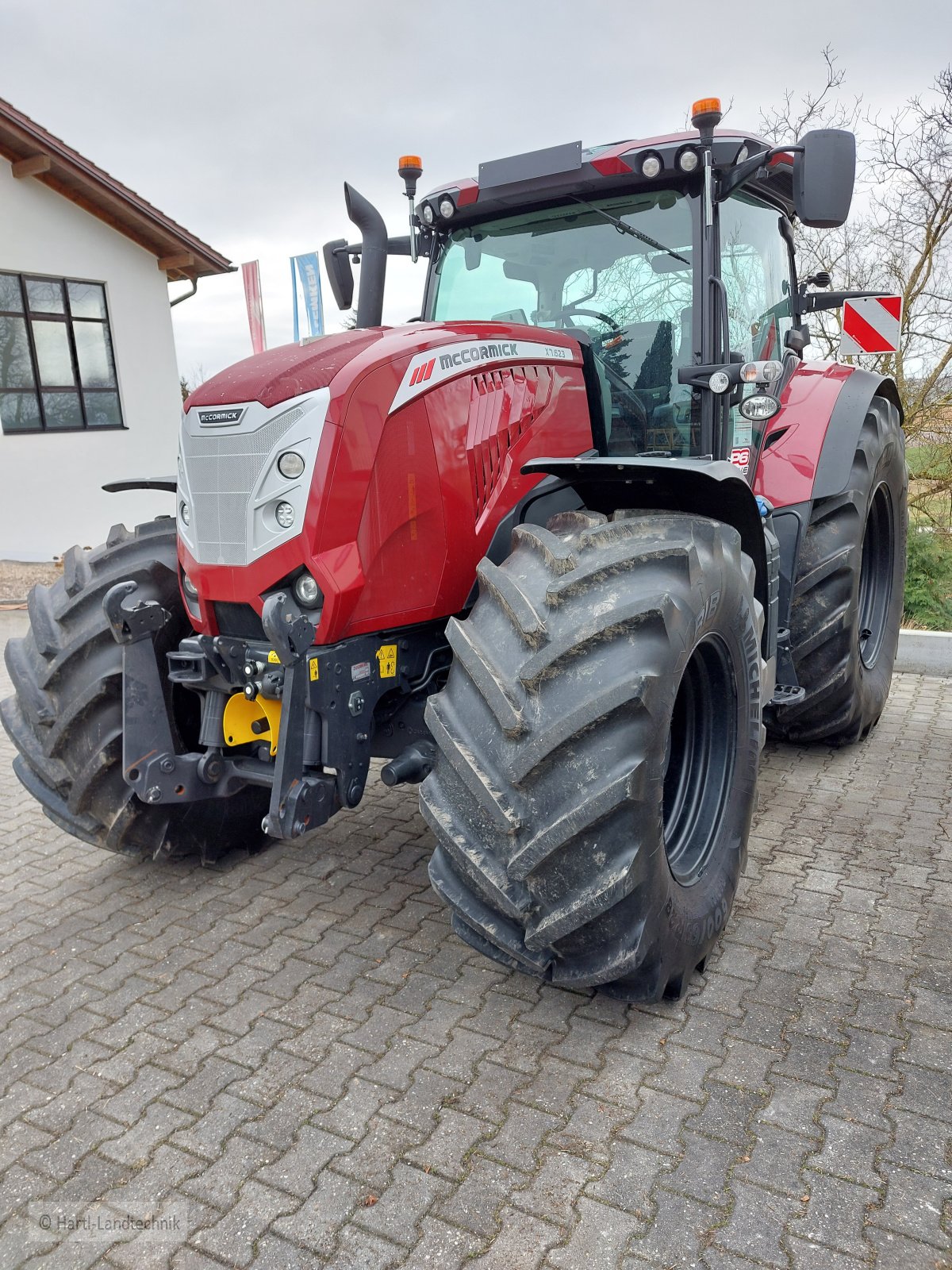 Traktor des Typs McCormick X7.623, Neumaschine in Ortenburg (Bild 4)