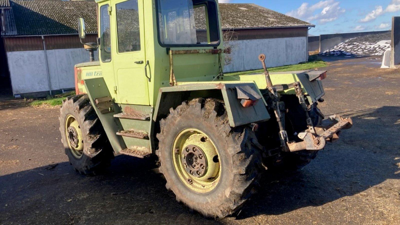 Traktor typu Mercedes-Benz 1000 EN EJER, FRONTLIFT, Gebrauchtmaschine v Dronninglund (Obrázek 2)