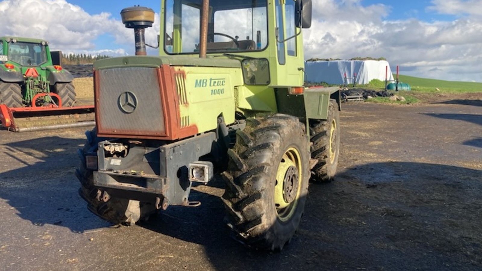 Traktor typu Mercedes-Benz 1000 EN EJER, FRONTLIFT, Gebrauchtmaschine v Dronninglund (Obrázek 3)