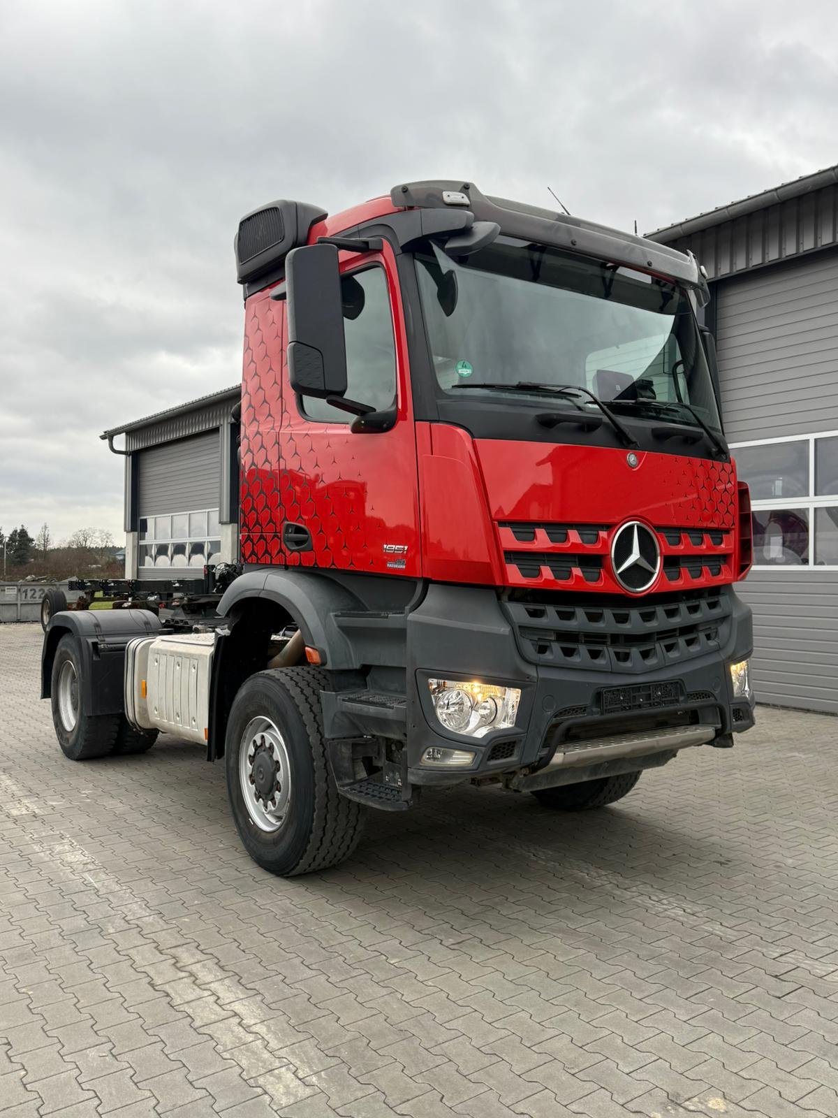 Traktor du type Mercedes-Benz 1851 Agrotruck, Gebrauchtmaschine en Burglengenfeld (Photo 2)