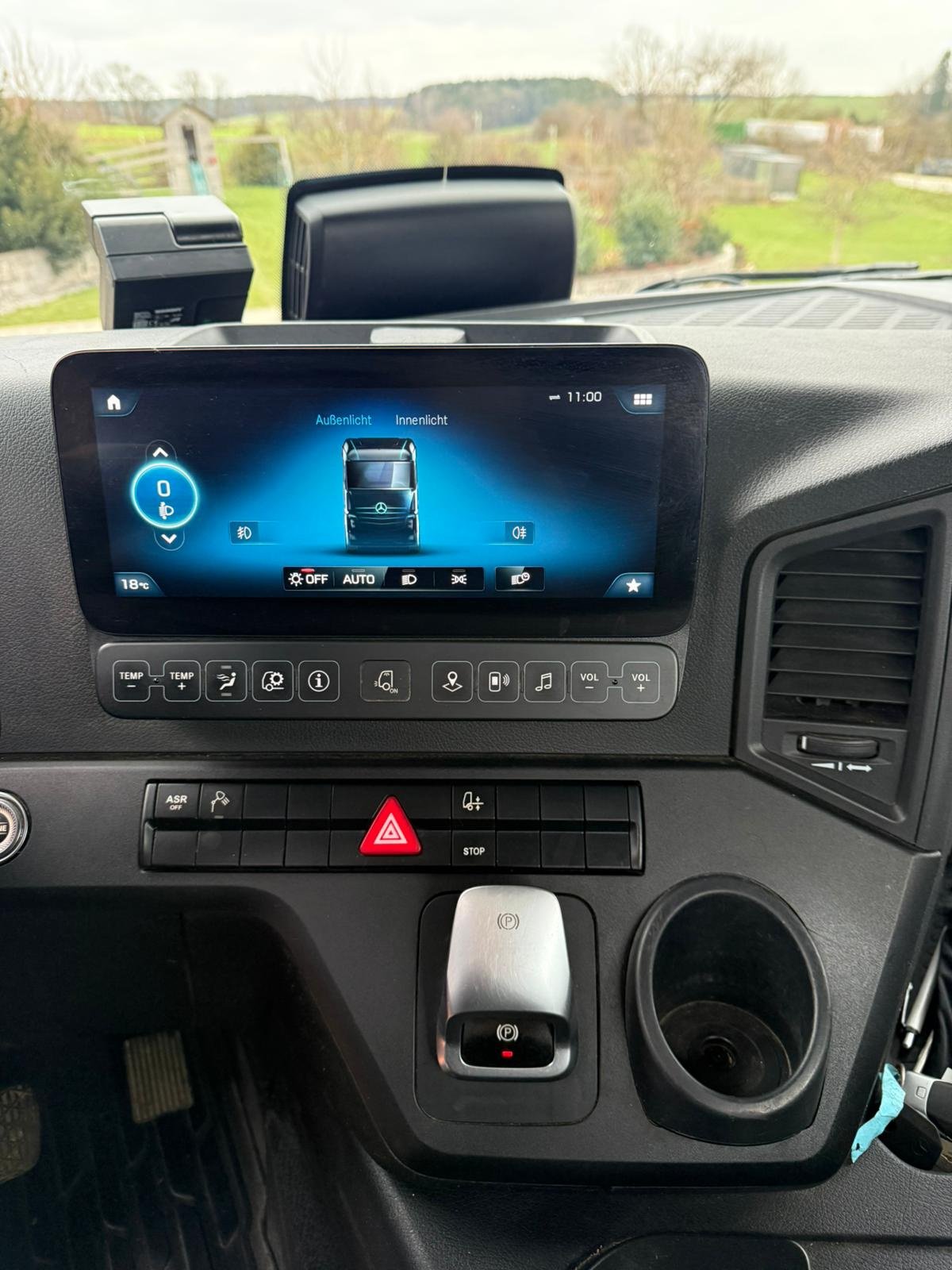 Traktor du type Mercedes-Benz 1851 Agrotruck, Gebrauchtmaschine en Burglengenfeld (Photo 9)