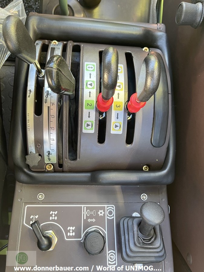 Traktor от тип Mercedes-Benz MB Trac 1000 Restauriert, Gebrauchtmaschine в Hinterschmiding (Снимка 24)