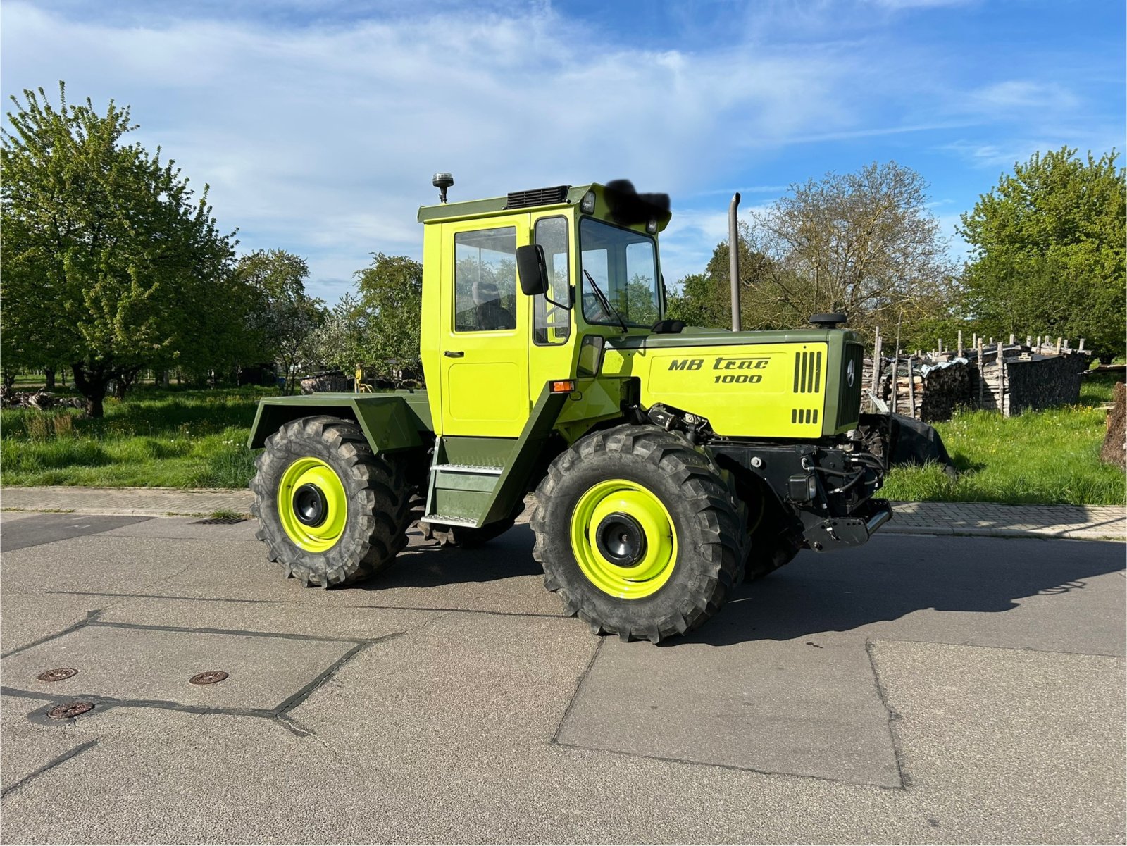 Traktor des Typs Mercedes-Benz MB-Trac 1000, Gebrauchtmaschine in Sasbach (Bild 1)