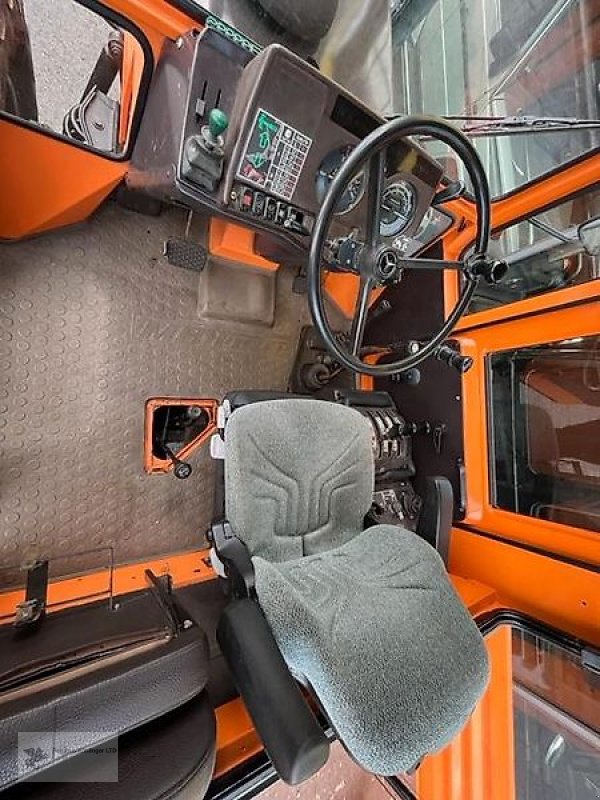 Traktor от тип Mercedes-Benz MB-Trac 900 turbo Schlepper Kipper Oldtimer Traktor, Gebrauchtmaschine в Gevelsberg (Снимка 10)