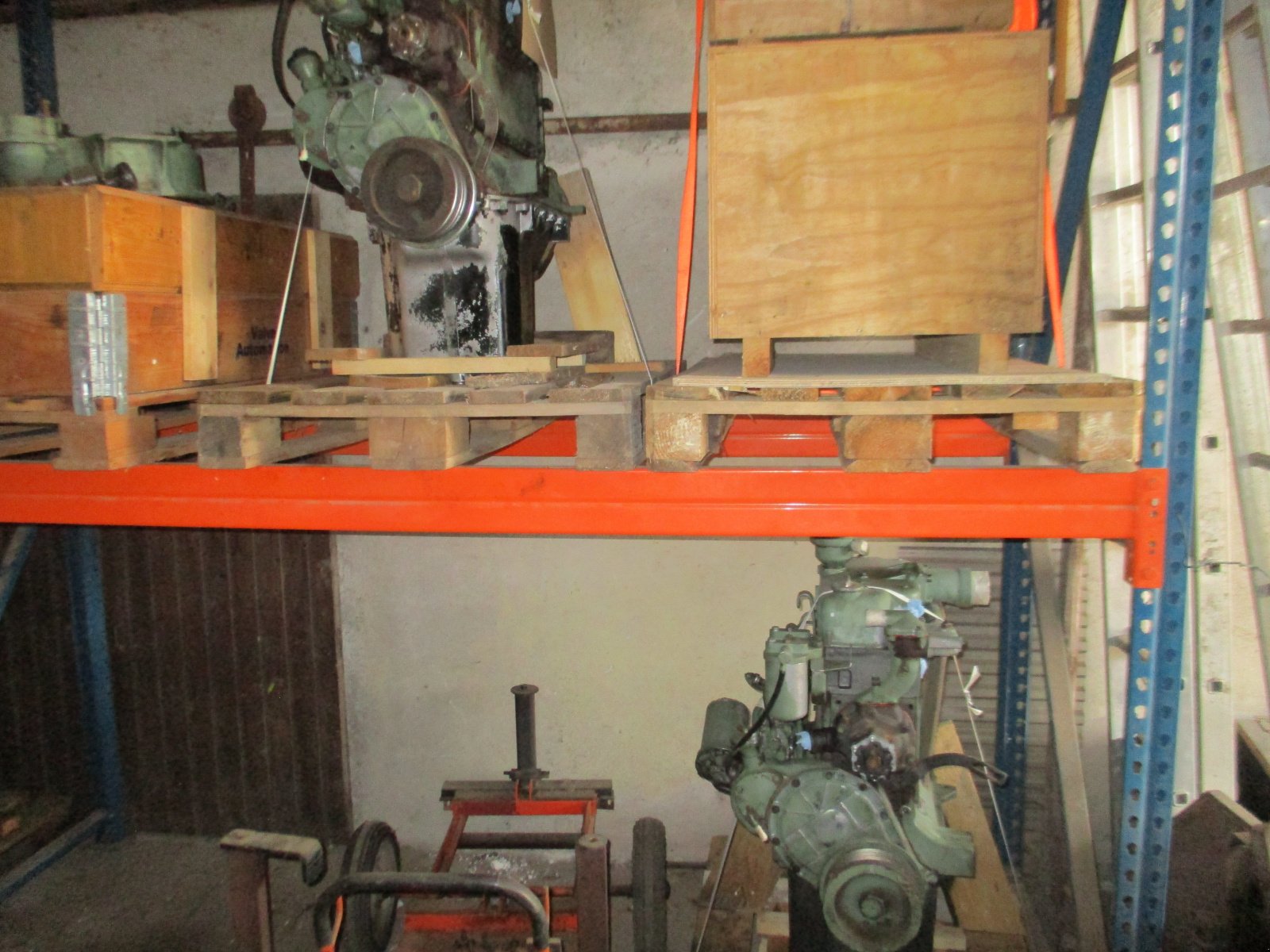 Traktor des Typs Mercedes-Benz Mehrere überholte MB trac Motoren OM 314, OM 314 A, Om 364 A, OM 352 A, AM 366A, Gebrauchtmaschine in Haselbach (Bild 1)