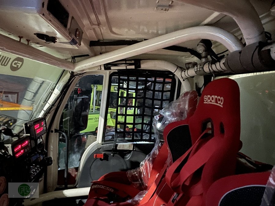 Traktor от тип Mercedes-Benz Ralley Unimog U400, for Classic Dakar 2026, Gebrauchtmaschine в Hinterschmiding (Снимка 14)