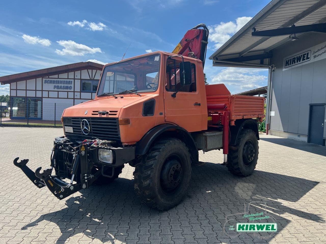 Traktor des Typs Mercedes-Benz Unimog 1500, Gebrauchtmaschine in Blankenheim (Bild 2)