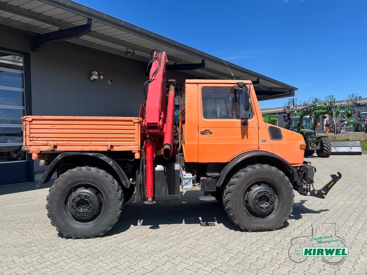Traktor des Typs Mercedes-Benz Unimog 1500, Gebrauchtmaschine in Blankenheim (Bild 3)