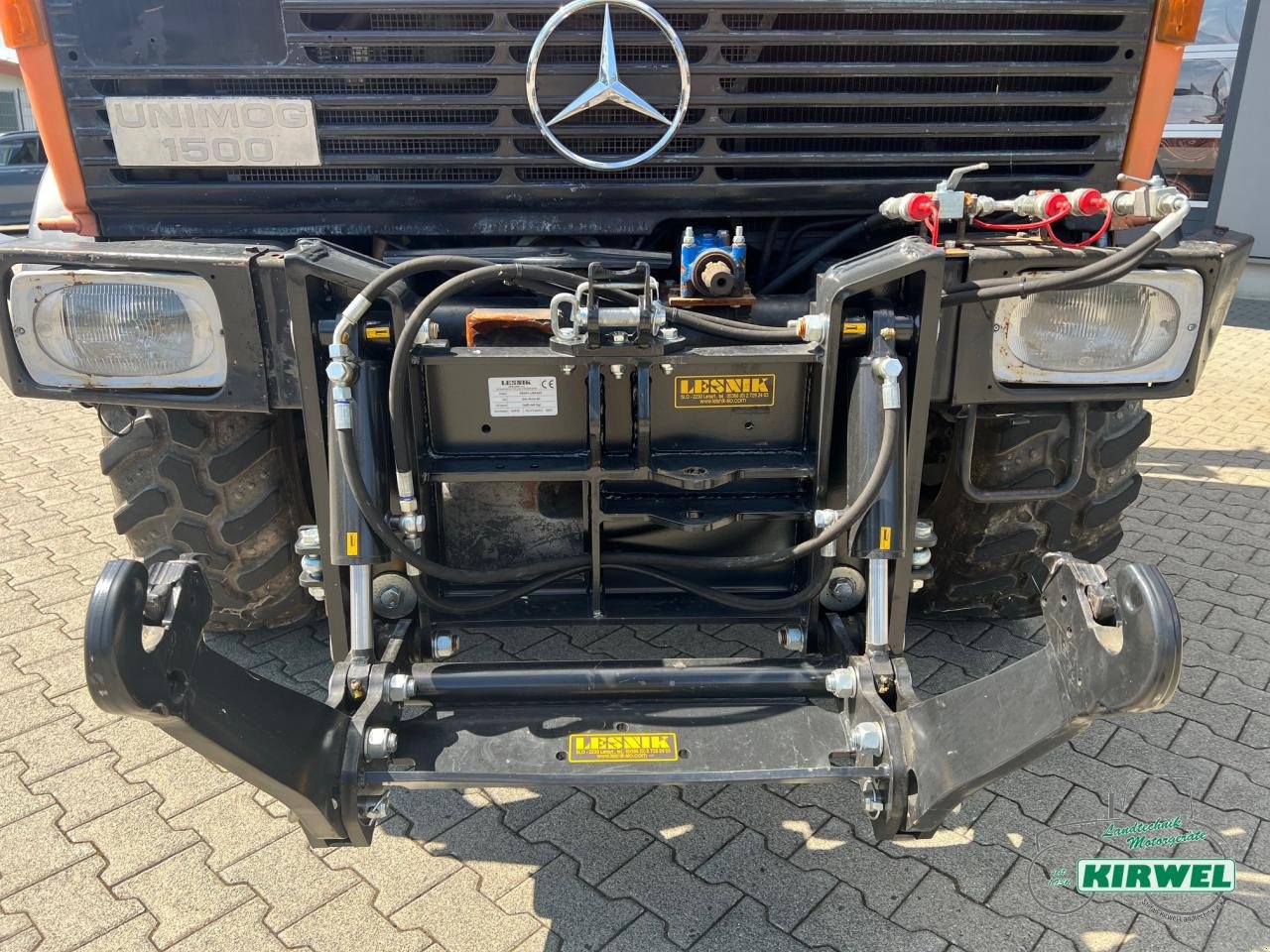 Traktor des Typs Mercedes-Benz Unimog 1500, Gebrauchtmaschine in Blankenheim (Bild 7)